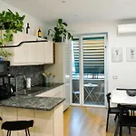 Dima Home Cute Flat In Rome